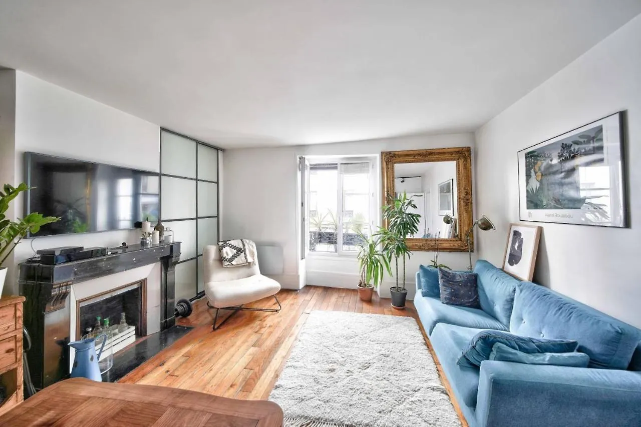 Cute Apartment Near Montmartre パリ