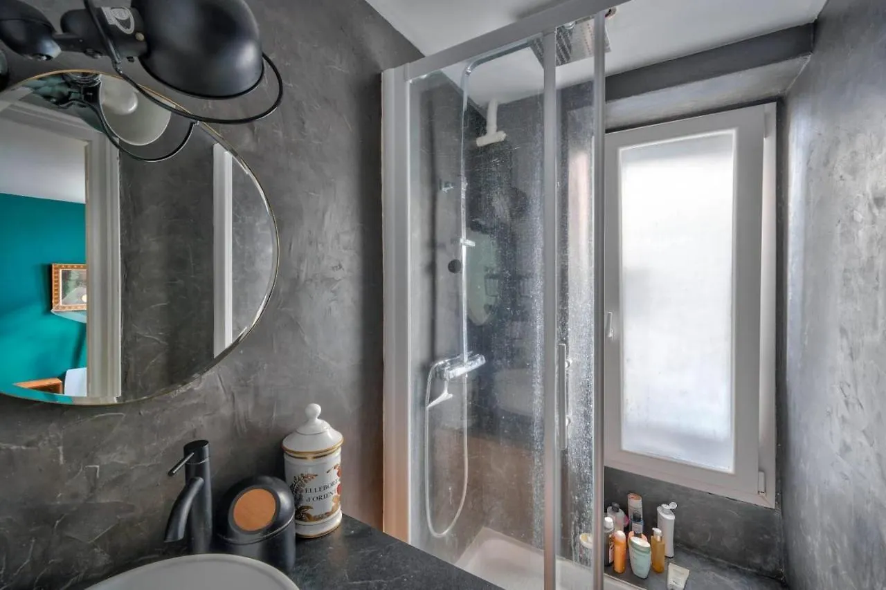 Cute Apartment Near Montmartre パリ 0*,  フランス